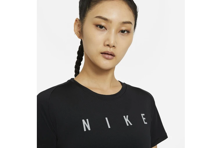 Nike Miler Run Division Loopshirt Zwart/zilver Dames 5 Nike Miler Run Division Loopshirt Zwart/zilver Dames - Afbeelding 3