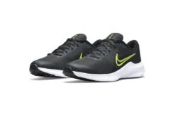 De Nike Downshifter 11 Loopschoen Smoke Grey/volt KIDS -MoveWear Verkoopwinkel 37099279 3