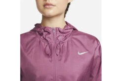 Nike Essential Running Jacket Light Bordeaux Dames 8 Nike Essential Running Jacket Light Bordeaux Dames -MoveWear Verkoopwinkel 37102616 3