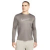 Nike Dri-FIT UV Run Division Miler Top Cave Stone Heren -MoveWear Verkoopwinkel 37103514 0