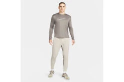 Nike Dri-FIT UV Run Division Miler Top Cave Stone Heren 11 Nike Dri-FIT UV Run Division Miler Top Cave Stone Heren -MoveWear Verkoopwinkel 37103514 5