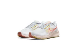 Nike Air Zoom Pegasus 39 Loopschoen Iris Whisper/madder Root Dames 10 Nike Air Zoom Pegasus 39 Loopschoen Iris Whisper/madder Root Dames -MoveWear Verkoopwinkel 37106208 3