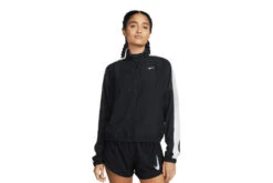 Nike Dri-FIT Swoosh Hardloopjack Zwart/wit Dames
